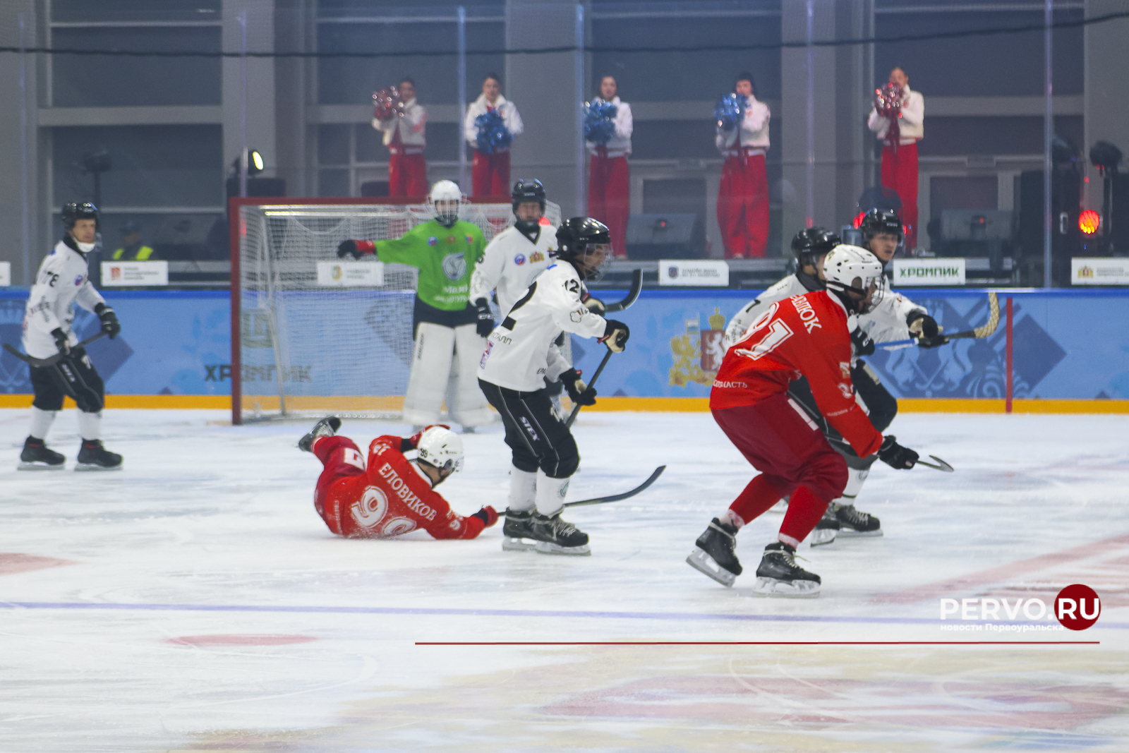 Кубок Губернатора во второй раз остался в Первоуральске