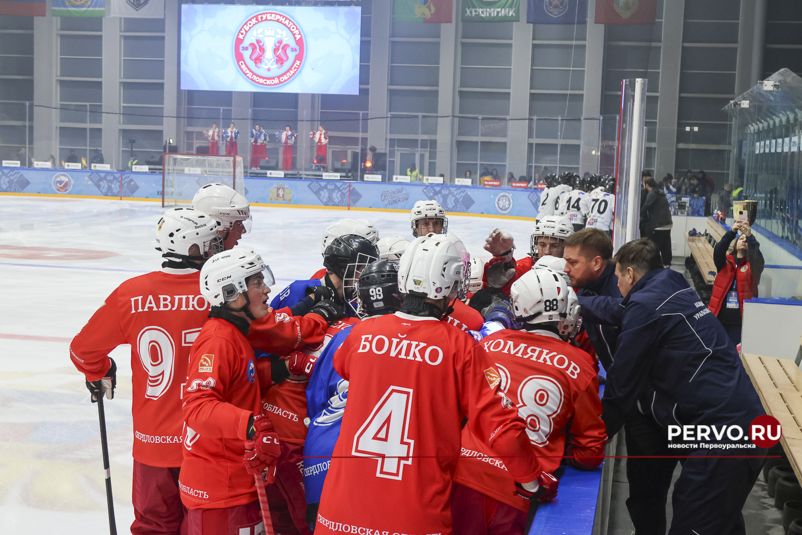 Кубок Губернатора во второй раз остался в Первоуральске