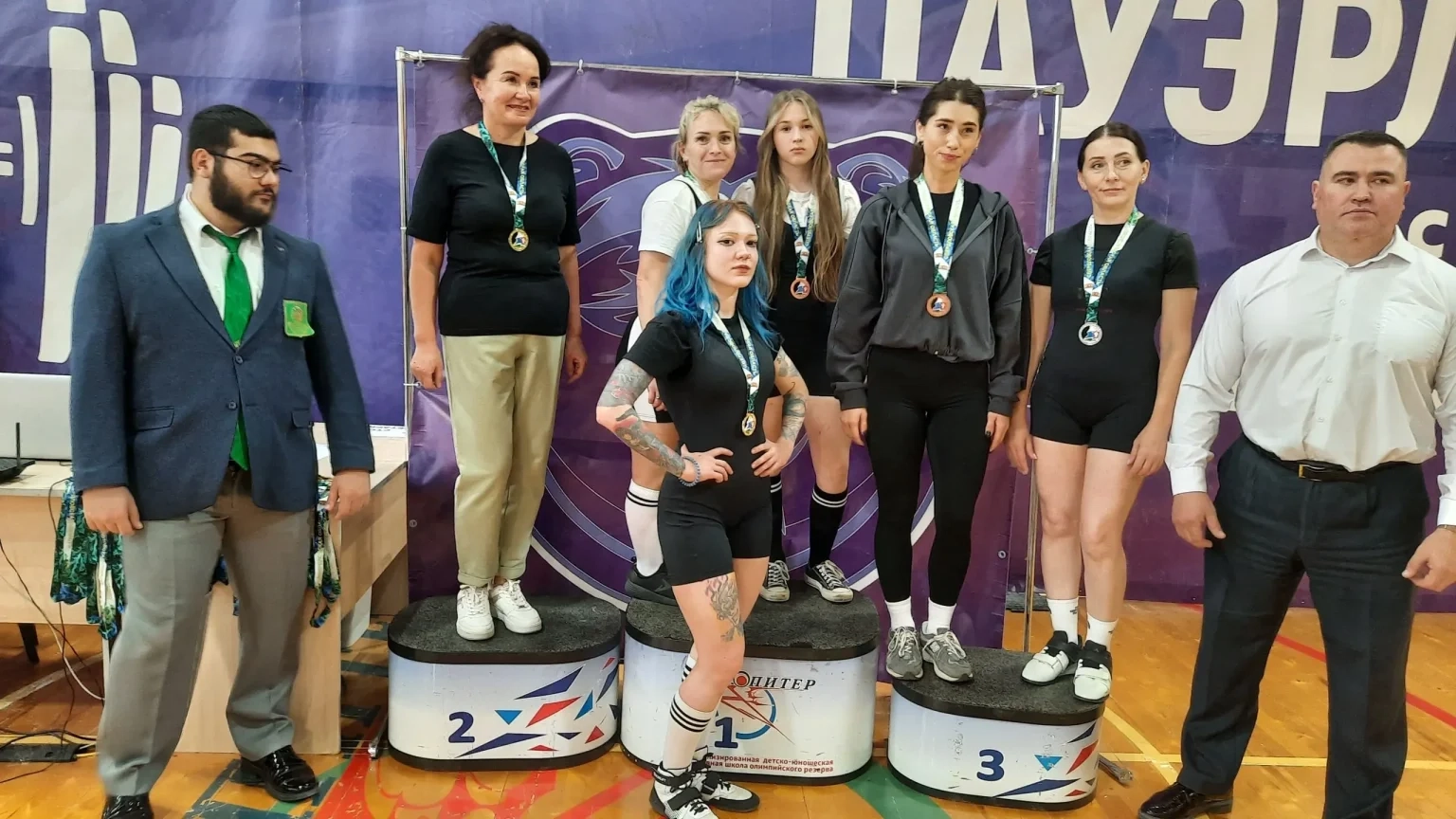 Пауэрлифтеры на первенстве области завоевали медали