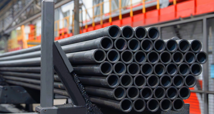 ПНТЗ начал наносить на трубы покрытие для защиты при хранении и транспортировке