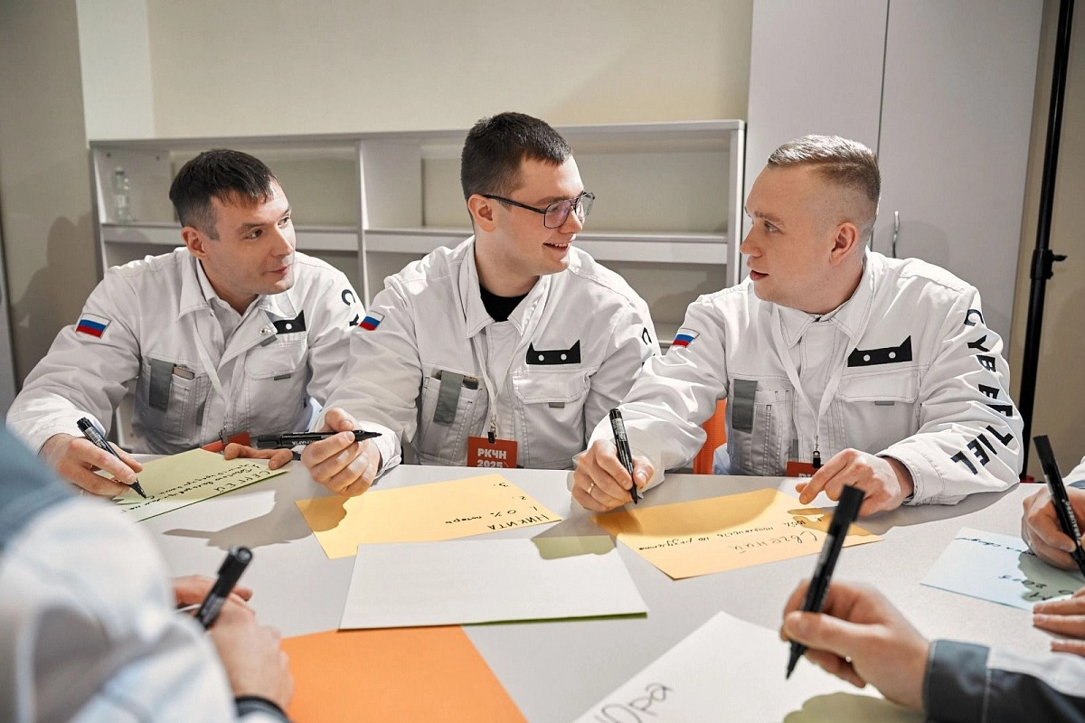 Наставники CYBERSTEEL и педагоги Образовательного центра одержали победу в «Профессионалитет»