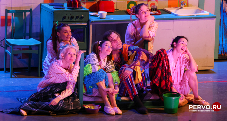 Юные первоуральцы увидели волшебные истории «Снежности»