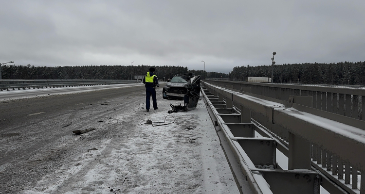 Стали известны подробности ДТС фуры SHACMAN с легковым авто