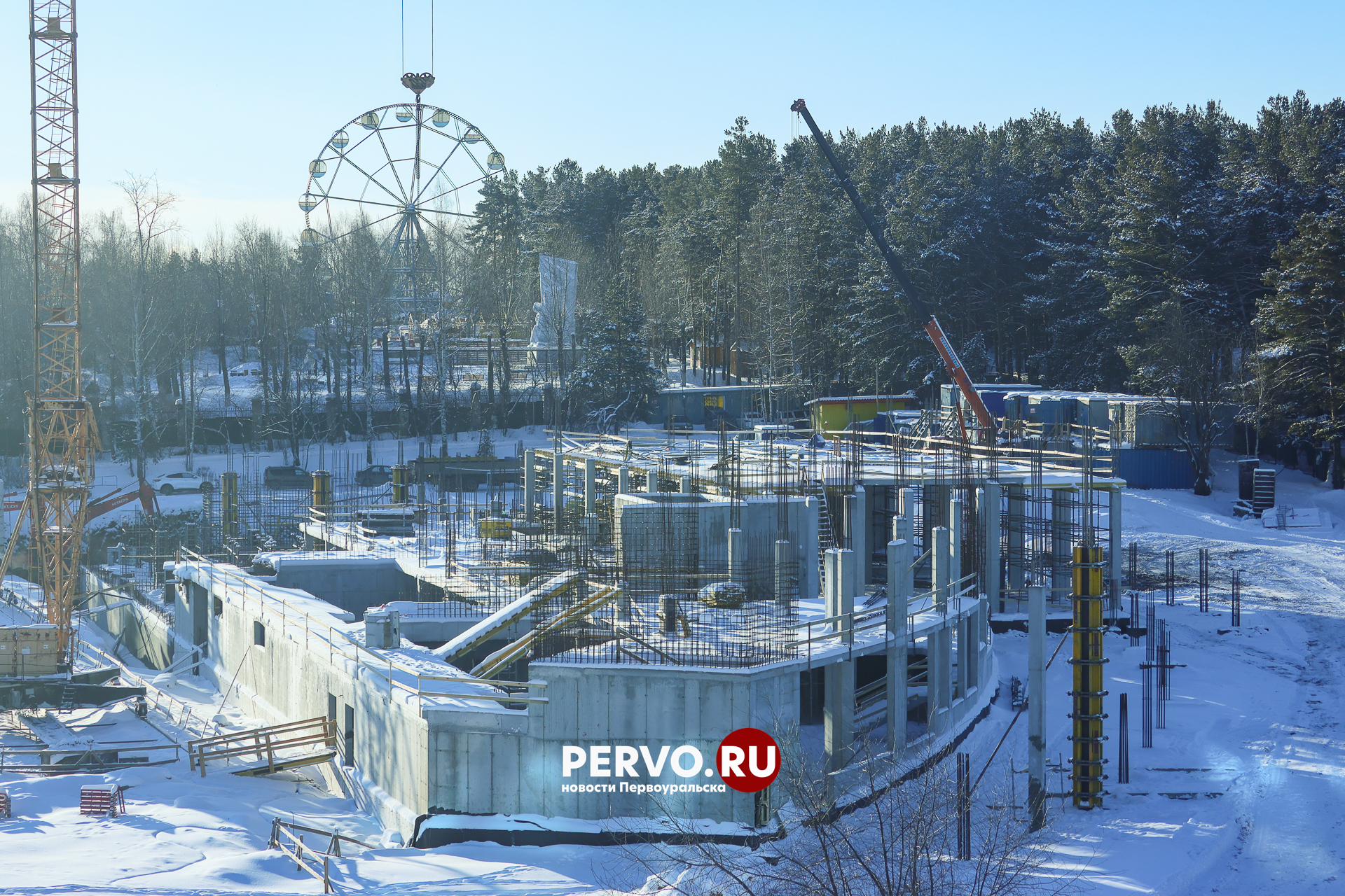 Строительство новой Ледовой арены «Уральский Трубник» в Первоуральске набирает обороты