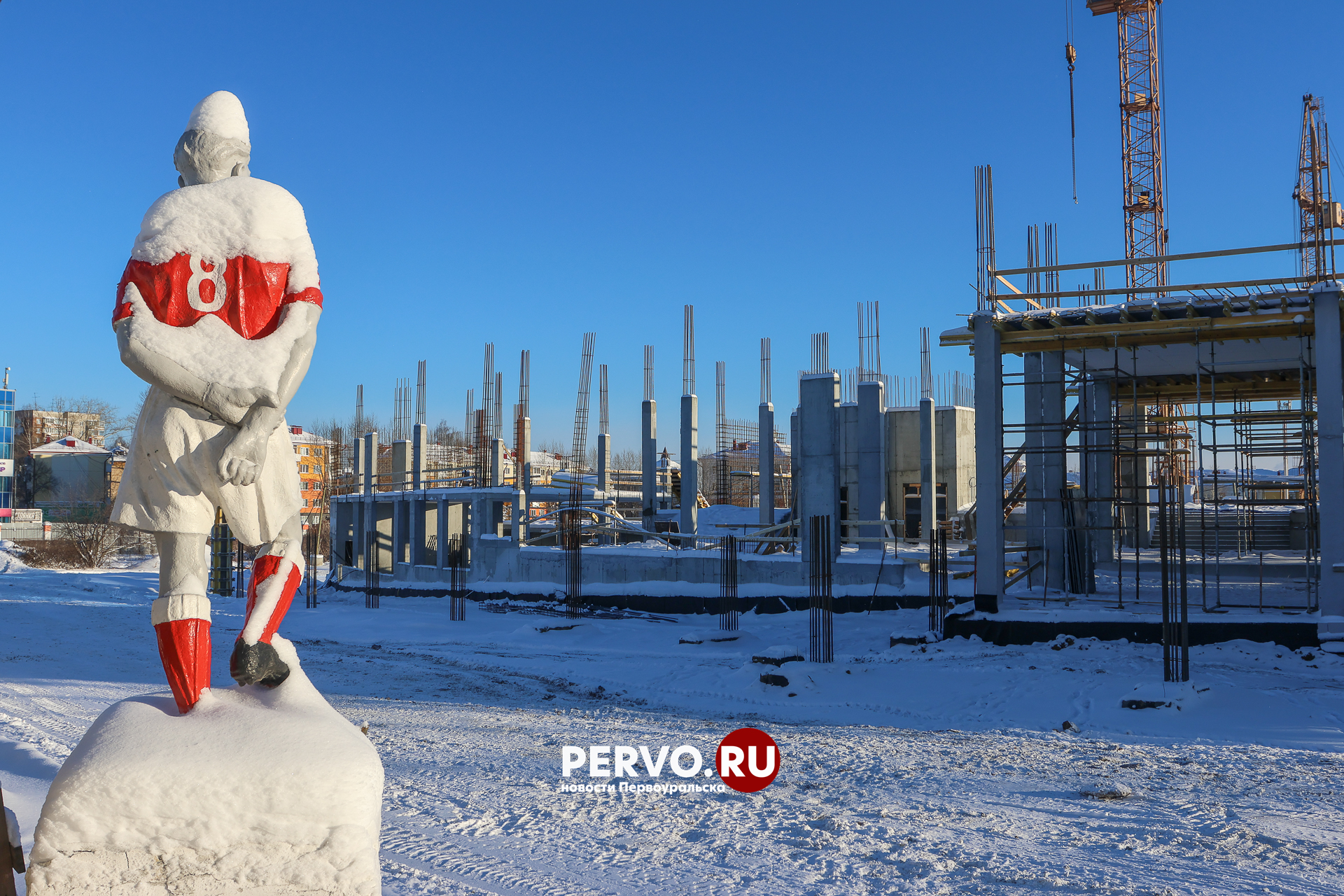 Строительство новой Ледовой арены «Уральский Трубник» набирает обороты