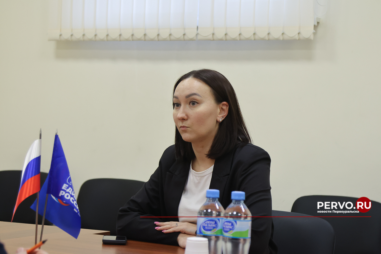 Глава Первоуральска провёл приём граждан и обсудил вопросы реализации коммунальных, социальных и образовательных проектов