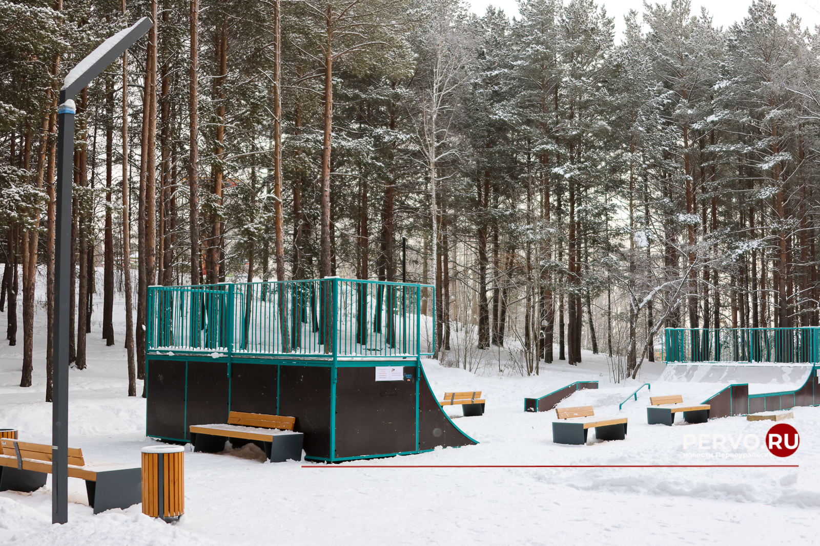 Глава Первоуральска проверил ход реконструкции «Парка Новой культуры»