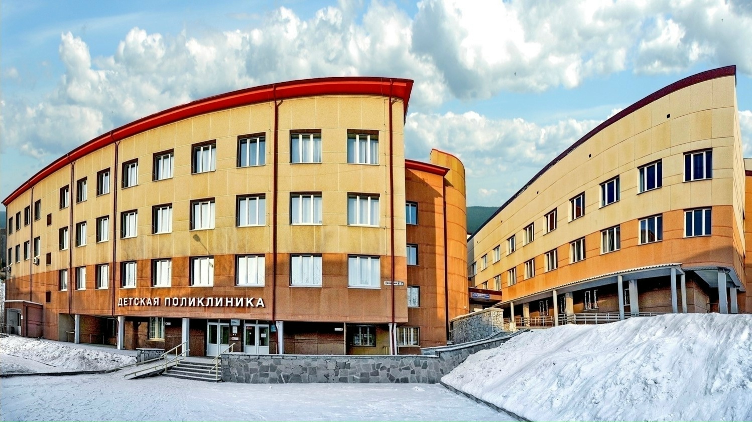 Детская больница выполнила план по медицинским профосмотрам детей