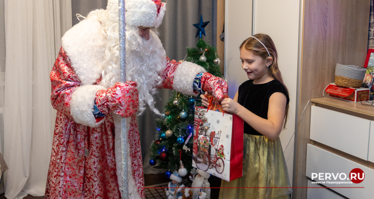 Ёлка желаний: Чудеса, которые объединяют сердца