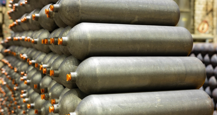 ПНТЗ изготовил баллоны для дыхательных аппаратов пожарных, спасателей и аквалангистов