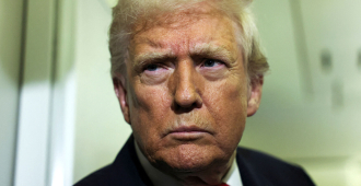 Трамп забыл о своем обещании выплатить каждому американцу по $2 тыс. с пошлин