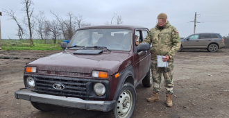 Уральские таможенники передали технику и гуманитарную помощь бойцам