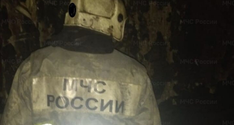 Ночью в Первоуральске загорелся продуктовый магазин