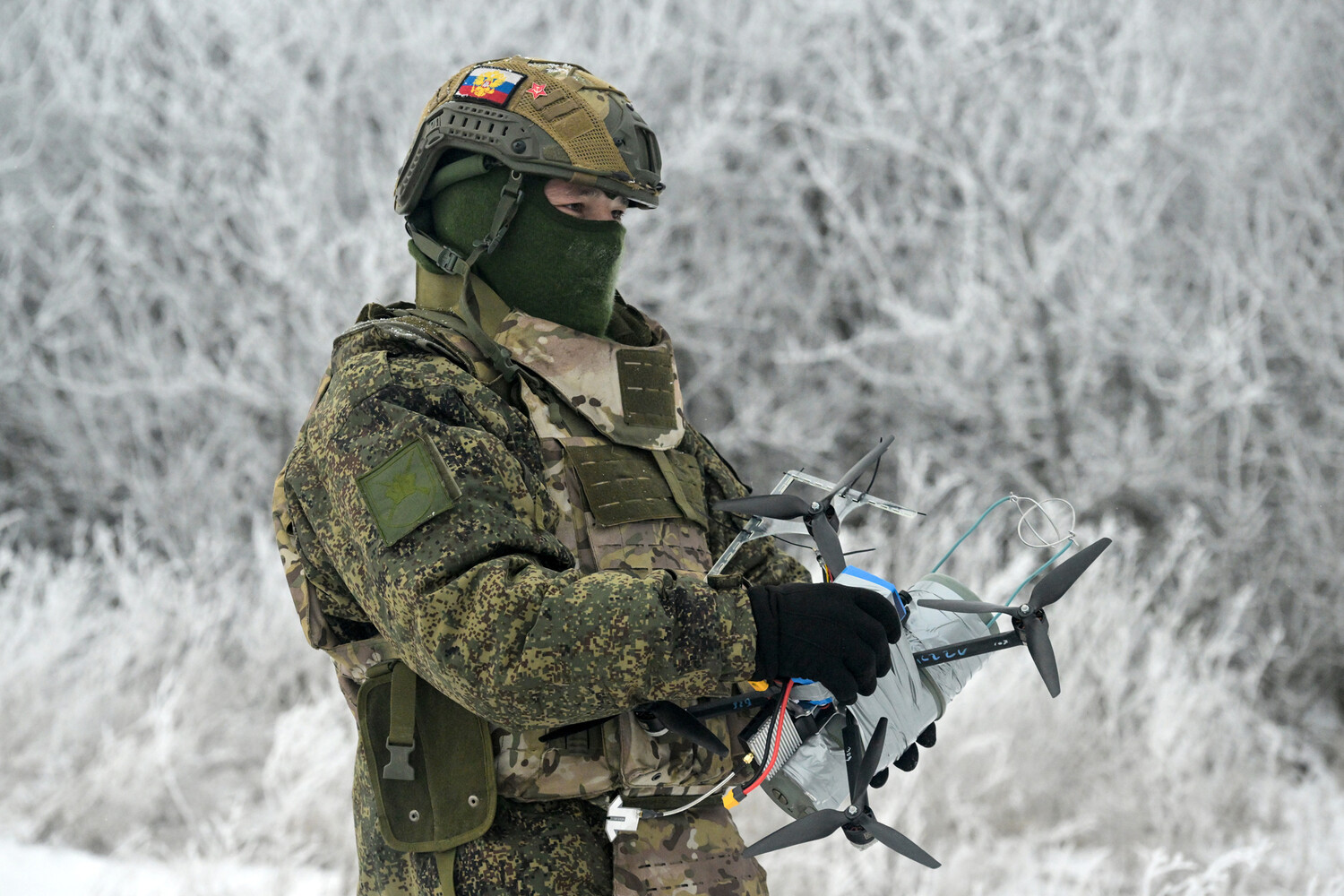 В Минобороны предложили с 1 октября повысить оклады военных на 4%