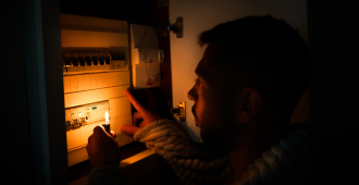 В Белгороде продолжают восстанавливать электричество после обстрела