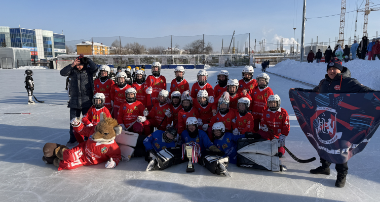АХМ «Уральский трубник» первый в Первенстве Свердловской области по хоккею с мячом