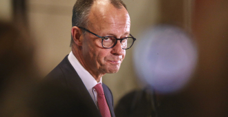 Лавров заявил, что призывающим готовиться к войне Мерцу и Писториусу неймется