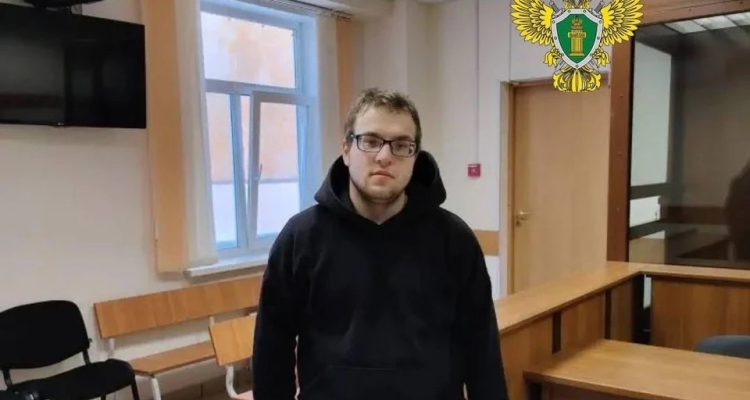 Первоуралец вместе с подростками угнал машину и ограбил алкомаркет