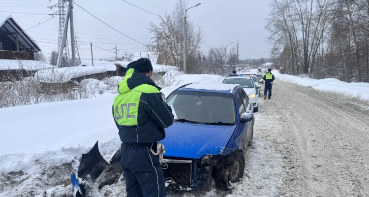 В ГИБДД выясняют обстоятельство ДТП на улице Трубников