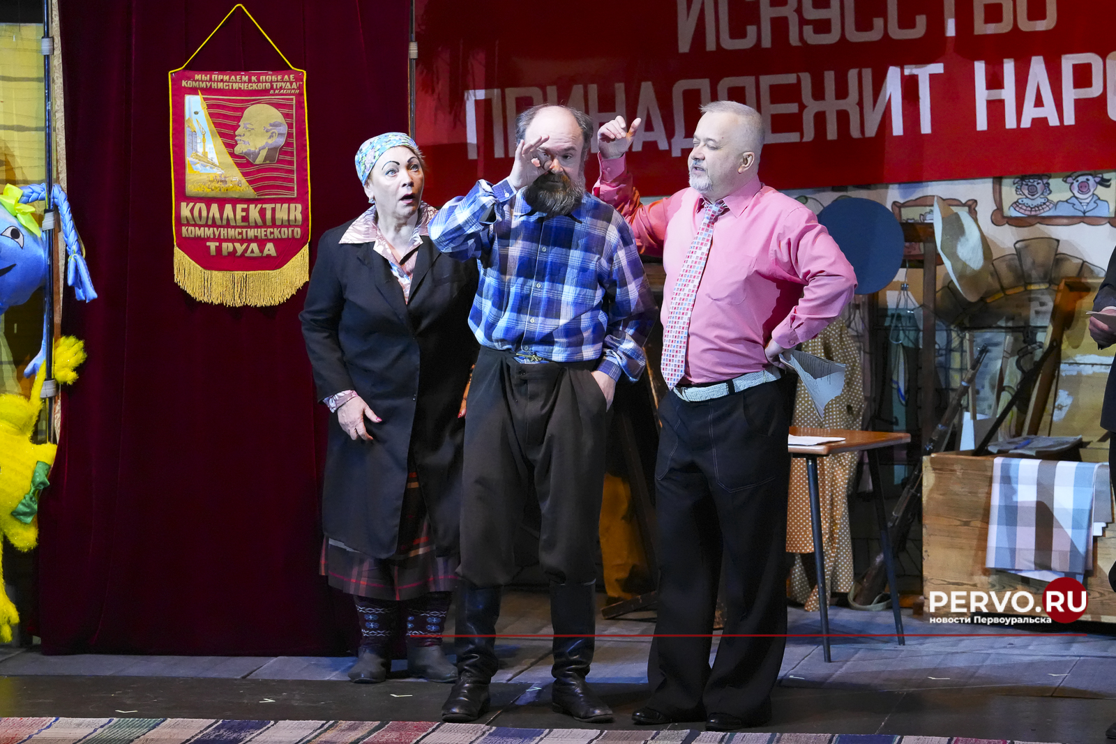 Глава города поздравил первоуральцев с Международным днём театра