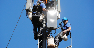 Россияне с импортными смартфонами могут остаться без 5G-сетей