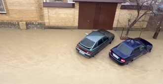 В Махачкале продлили режим ЧС на фоне наводнения