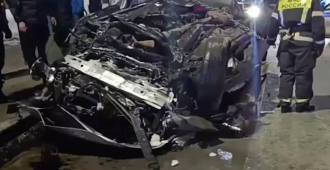 В Татарстане Lexus с людьми загорелся после тарана нескольких авто