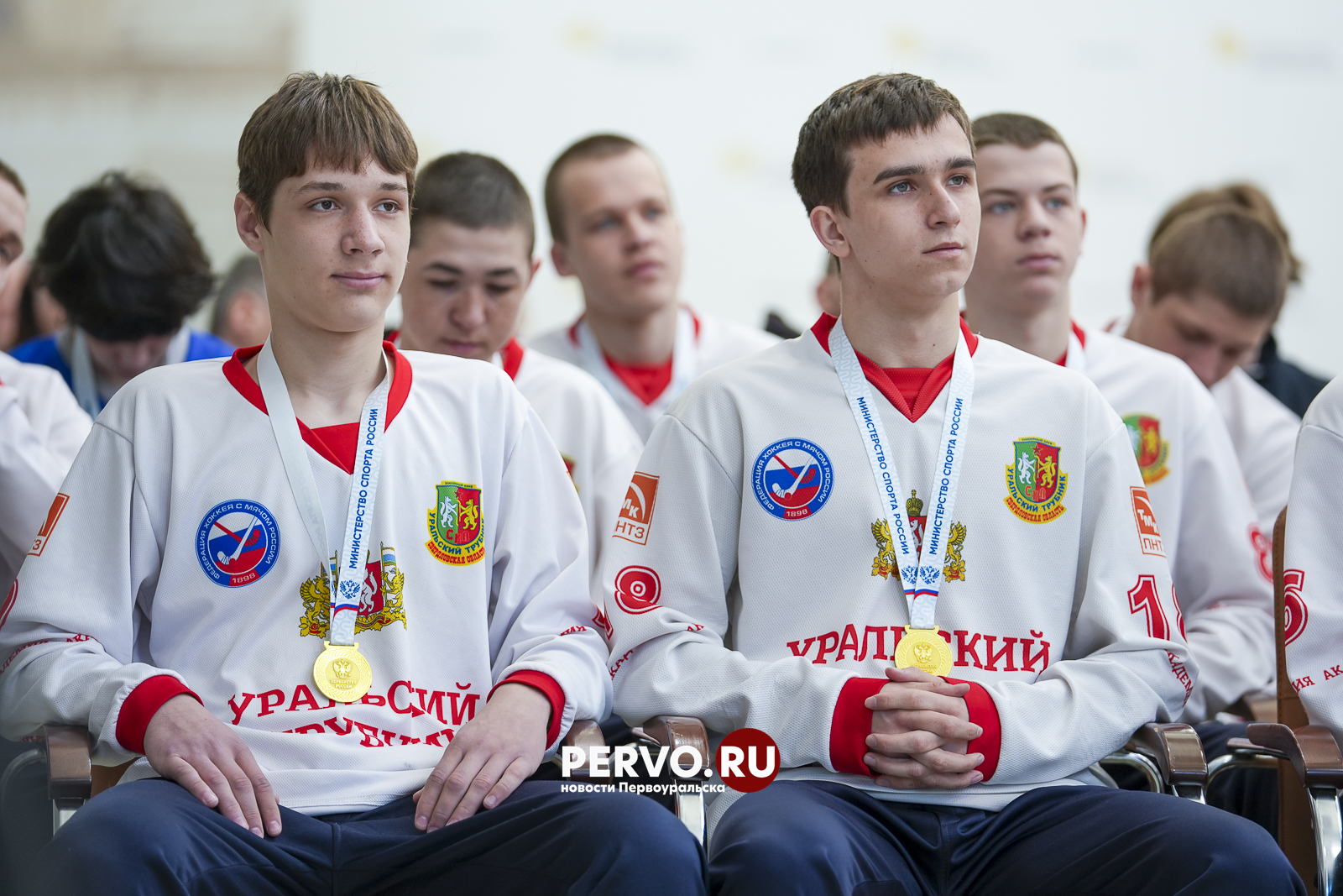 В ИКЦ чествовали чемпионов АХМ «Уральский Трубник»