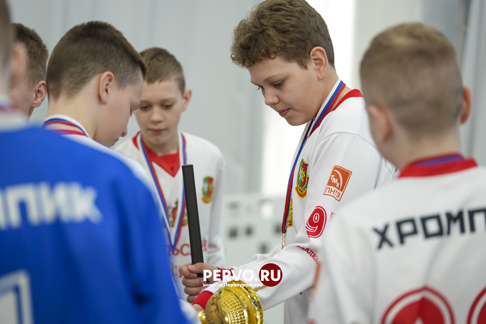 В ИКЦ чествовали чемпионов АХМ «Уральский Трубник»