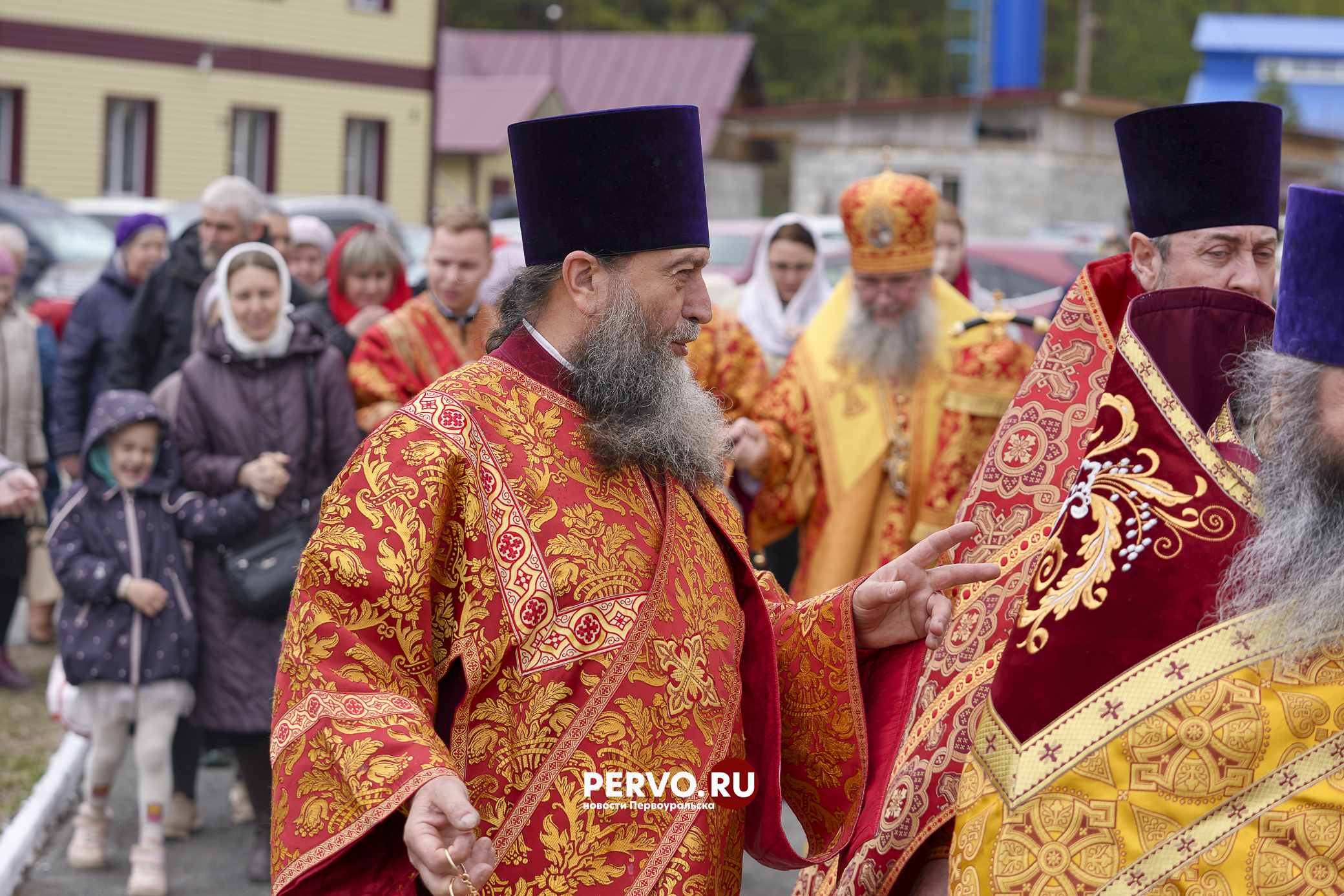 Митрополит Екатеринбургский и Верхотурский совершил чин освящения закладного камня нового храма в Первоуральске