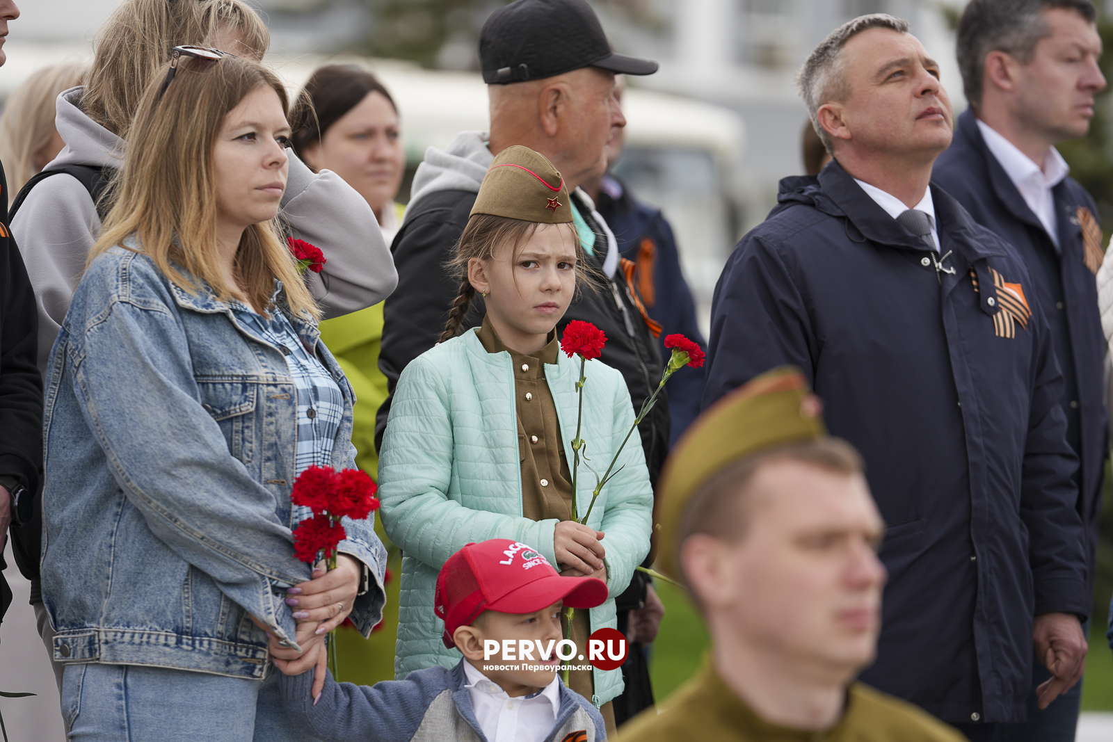 В Первоуральске почтили память павших в Великой Отечественной войне и тех, кто ковал победу в тылу