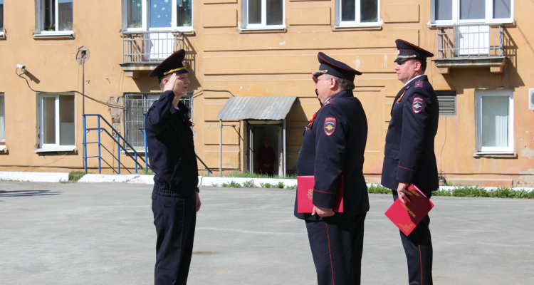 Сотрудники полиции Первоуральска провели памятное мероприятие