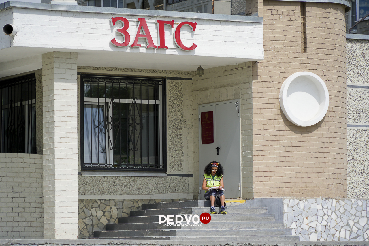 В Первоуральске смертность в два раза превысила рождаемость