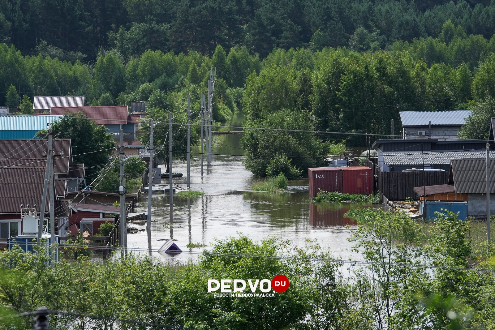 Уровень воды в Первоуральске продолжает снижаться