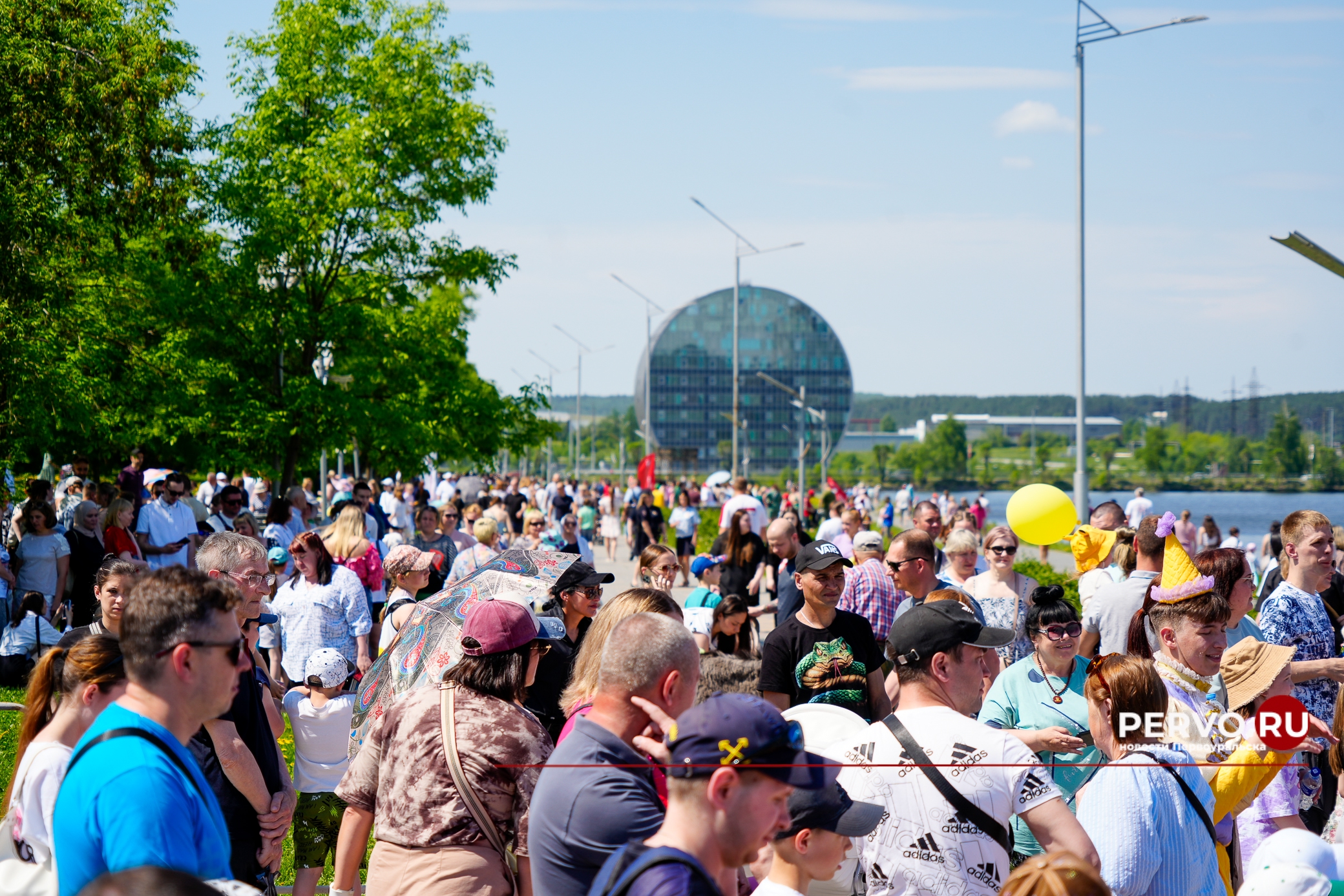 День города переехал на набережную и в Театральный парк