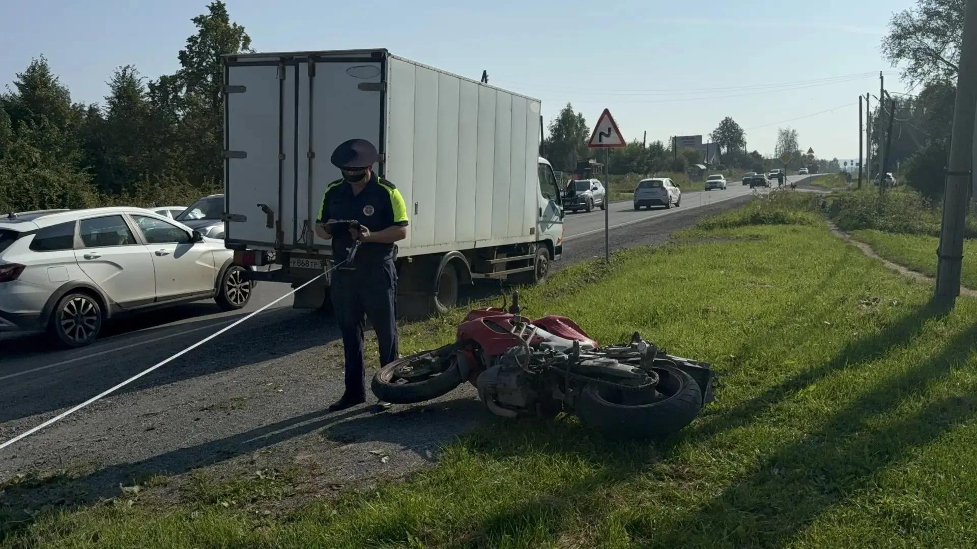 В Билимбае под Первоуральском водитель легковушки насмерть сбила байкера
