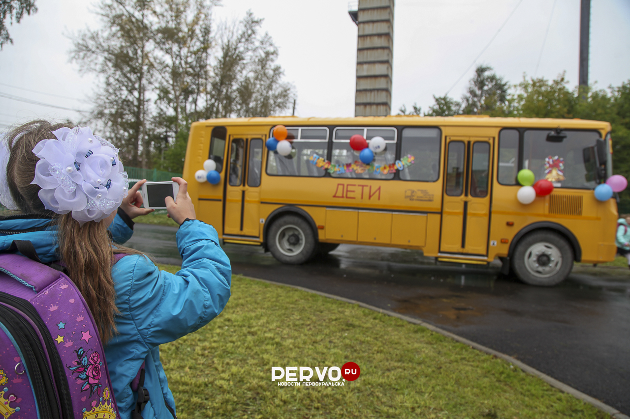 🚌 Сотрудники ГИБДД проверили школьные автобусы
