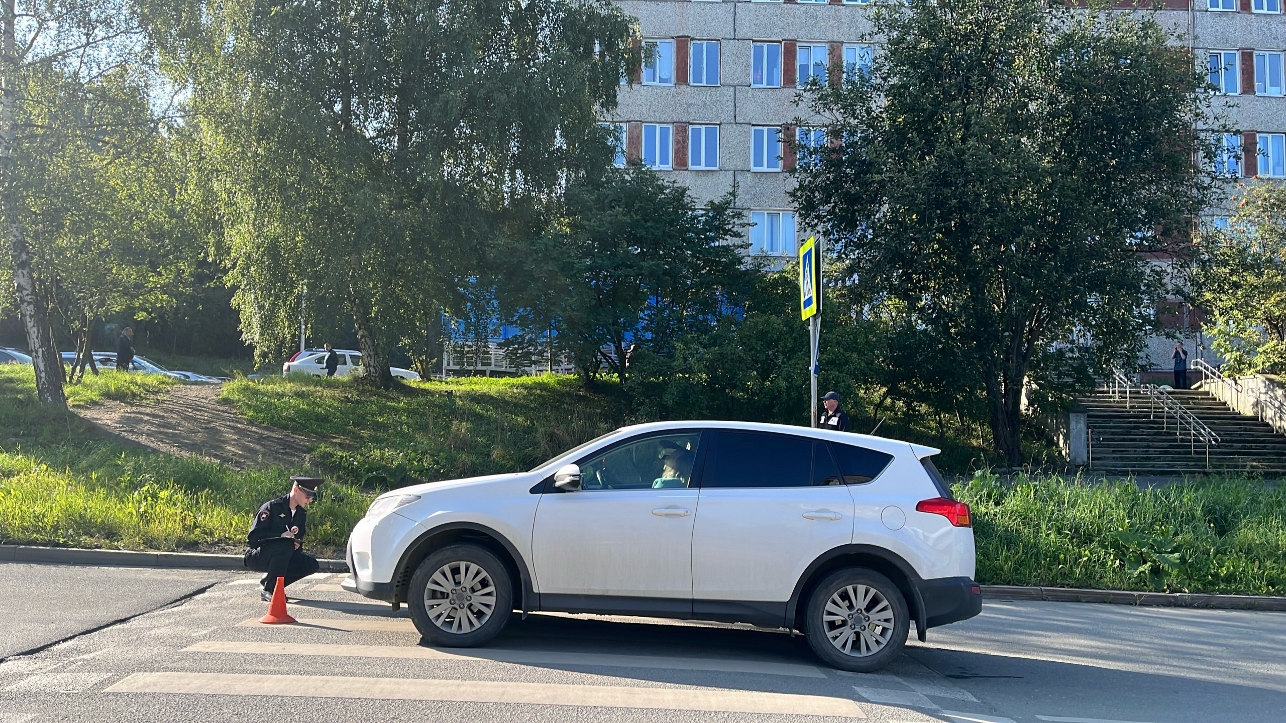 Автоледи на пешеходном переходе сбила пешехода