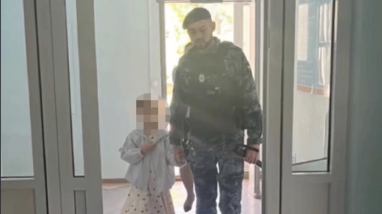 Малышку из Первоуральска, похищенную отцом, вернули маме